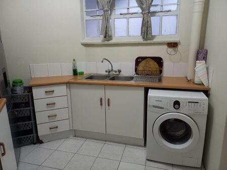 1.5 Bedroom Flat in Esplanade