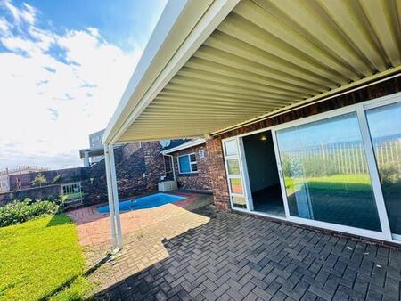 3 Bedroom Townhouse in Athlone Park