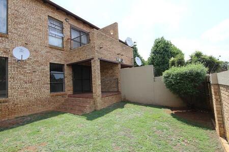 2 Bedroom Apartment in Willowbrook