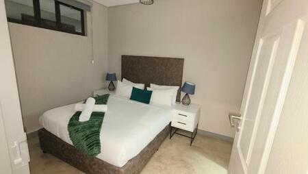 2 Bedroom Apartment in Menlo Park