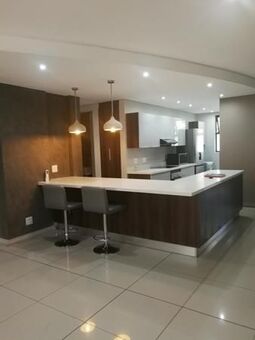 2 Bedroom Apartment in Menlo Park