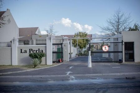 2 Bedroom flat to rent in Paarl South