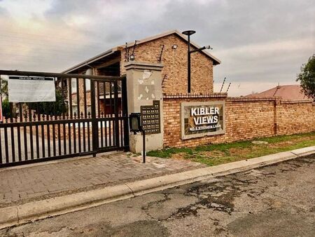 2 Bedroom apartment to rent in Kibler Park, Johannesburg