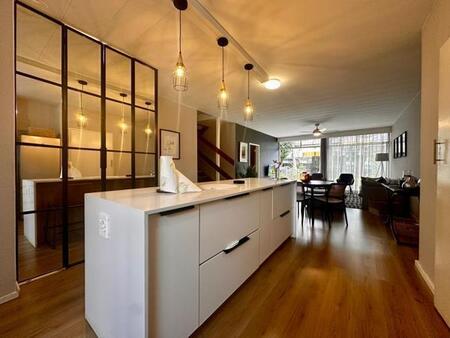 4 Bedroom Apartment in Lynnwood Ridge