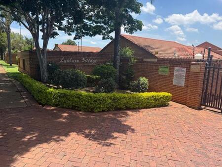 5 Bedroom Townhouse in Lynnwood Manor