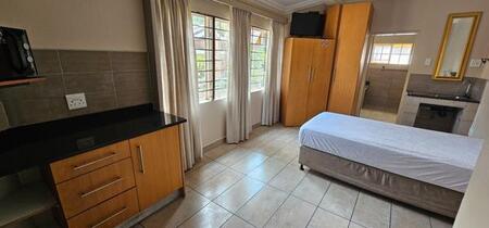 1 Bedroom Apartment in Meyerspark