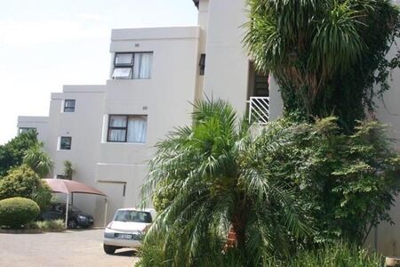 2 Bedroom Flat in Lynnwood Ridge