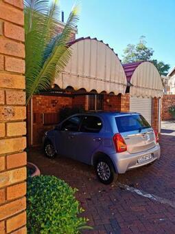 3 Bedroom Duplex in Garsfontein