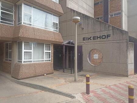 2 Bedroom Apartment in Sunnyside