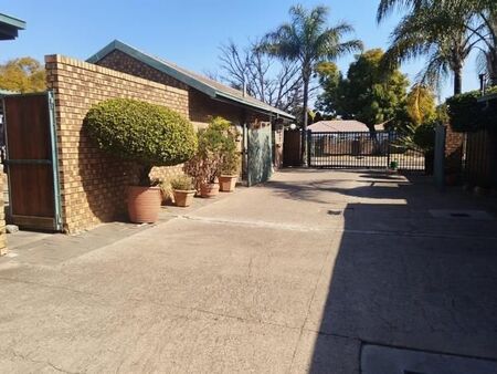 1 Bedroom Apartment in Rietfontein
