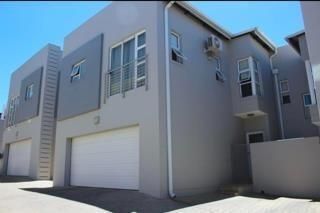 3 Bedroom Townhouse in Sandown