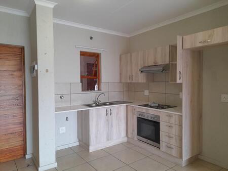 1 Bedroom Apartment in Craighall Park