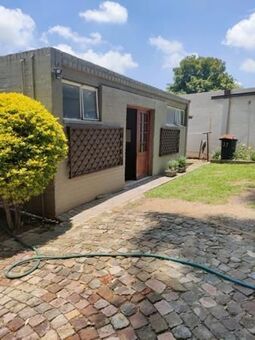 1 Bedroom House in Robindale