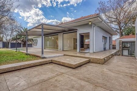 3 Bedroom House in Greenside