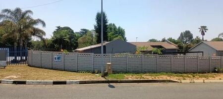 3 Bedroom House in Bromhof