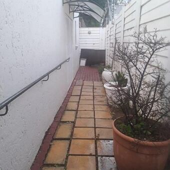 1 Bedroom Garden Cottage in Sydenham