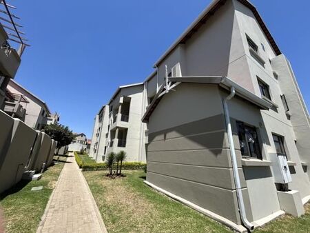 2 Bedroom Apartment in Broadacres