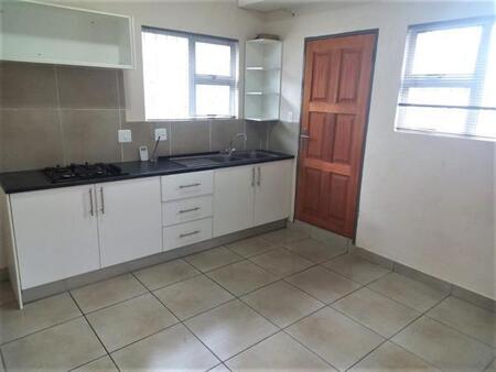 1 Bedroom Apartment in Kempton Park West