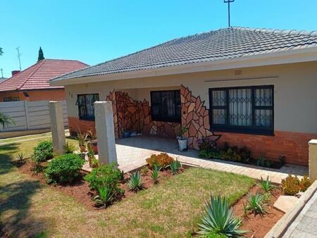 3 Bedroom House in Symhurst