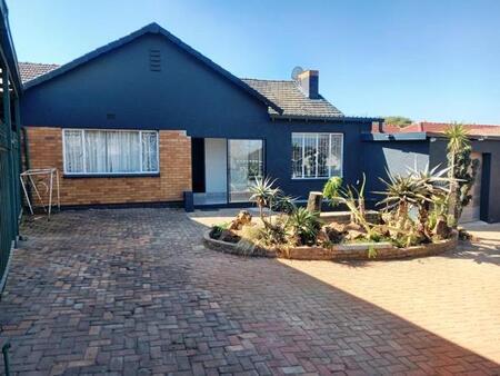 2 Bedroom House in Marlands
