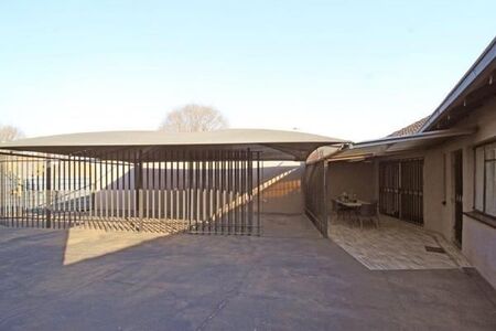 2 Bedroom House in Anzac