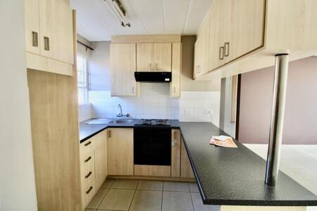 2 Bedroom Apartment in Verwoerdpark