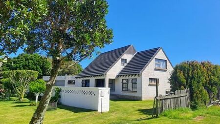 2 Bedroom House in St Francis Bay