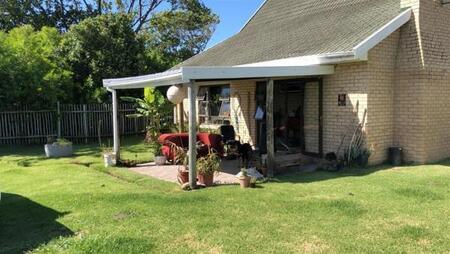 3 Bedroom House in Sunrise on Sea