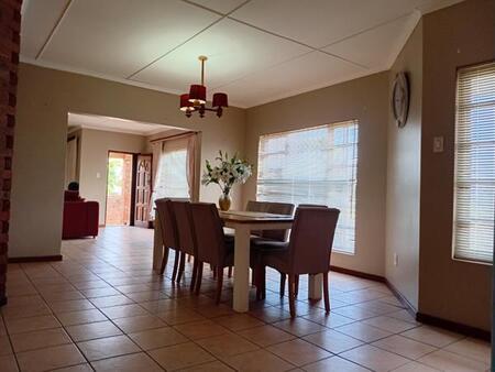 3 Bedroom House in Beacon Bay