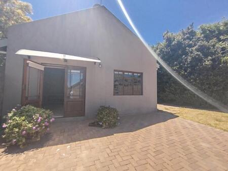 1 Bedroom Flat in Vredenburg