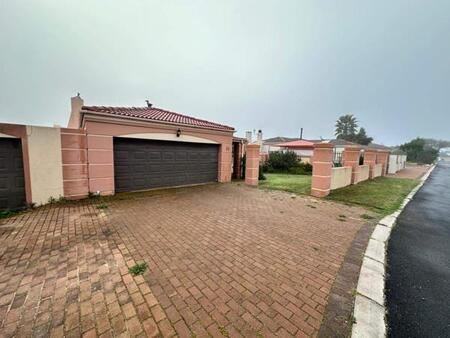 3 Bedroom House in Saldanha