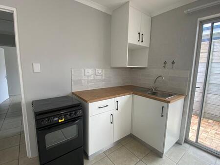 1 Bedroom House in Sandbaai