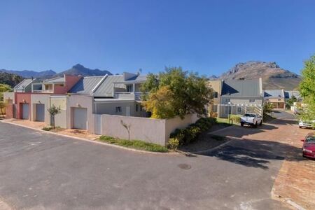 2 Bedroom House in Simonswyk