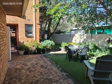 2 Bedroom Duplex in Gordons Bay Central