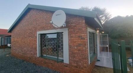 2 Bedroom House in Kuruman