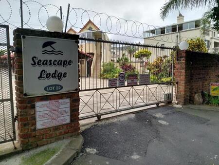 1 Bedroom Apartment in Uvongo