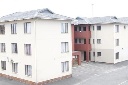 2 Bedroom Apartment in Brackenham