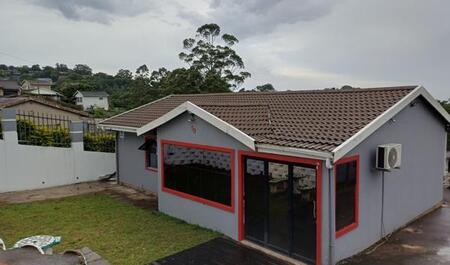 3 Bedroom House in Escombe