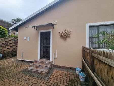 2 Bedroom Simplex in Moseley