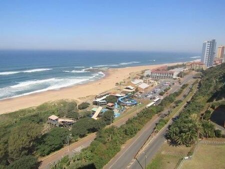 2 Bedroom Apartment in Amanzimtoti