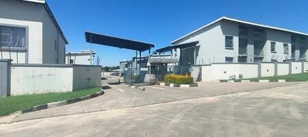 2 Bedroom Apartment in Witpoortjie