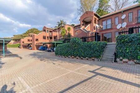 1 Bedroom Apartment in Constantia Kloof