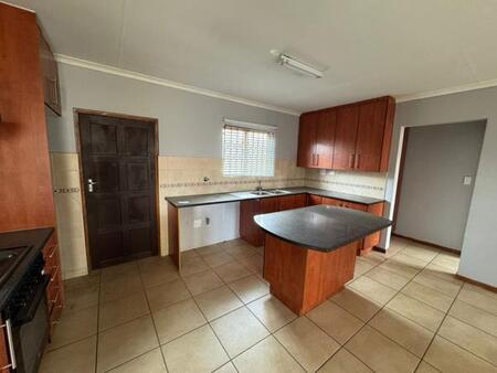 3 Bedroom House in Krugersdorp Central