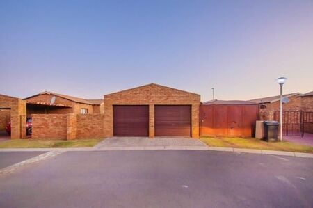 3 Bedroom House in Krugersdorp Central