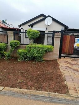 3 Bedroom House in Soshanguve
