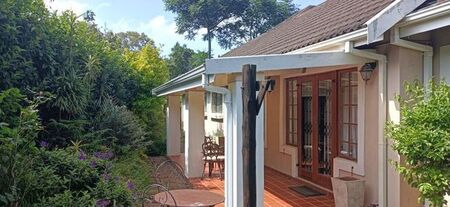 1 Bedroom cottage to rent in Hillcrest Central