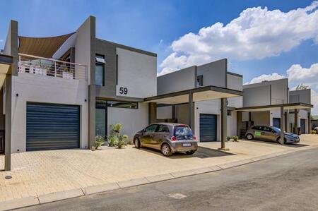 3 Bedroom Townhouse in Rynfield Ah