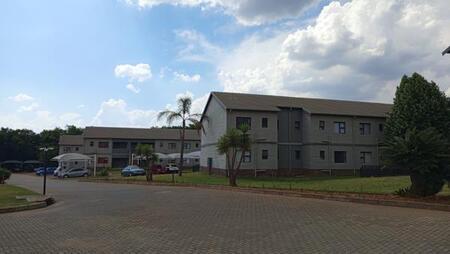 3 Bedroom Apartment in Rynfield Ah