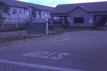 3 Bedroom Apartment in Rynfield Ah