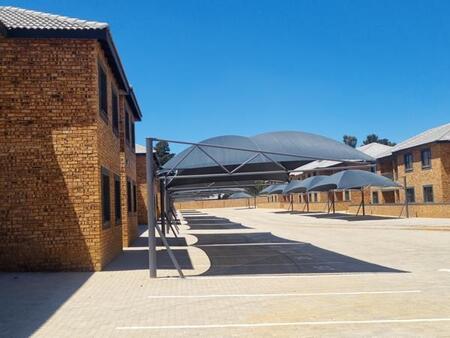 2 Bedroom Apartment in Rynfield Ah